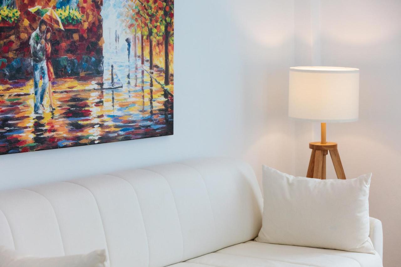 Tzane Studios & Apartments - Steps Away From Golden Beach Chrisi Akti  Luaran gambar